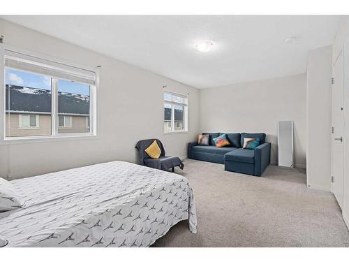 443 South Point Lane Sw, Airdrie, AB - Indoor Photo Showing Bedroom