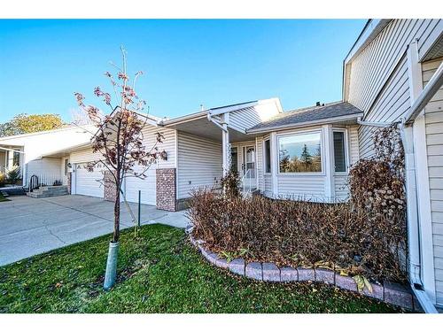 56 Riverview Drive Se, Calgary, AB - Outdoor