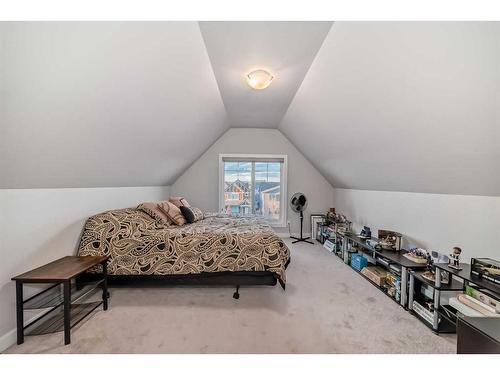 198 Copperpond Street Se, Calgary, AB - Indoor Photo Showing Bedroom