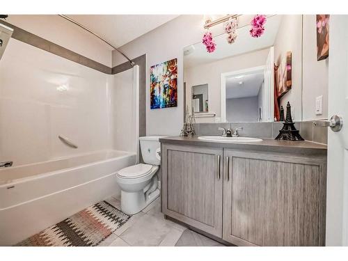 198 Copperpond Street Se, Calgary, AB - Indoor Photo Showing Bathroom