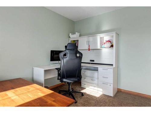 66 Kincora Glen Rise Nw, Calgary, AB - Indoor Photo Showing Office