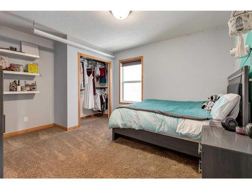 66 Kincora Glen Rise Nw, Calgary, AB - Indoor Photo Showing Bedroom