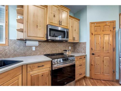 66 Kincora Glen Rise Nw, Calgary, AB - Indoor Photo Showing Kitchen