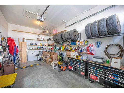 341 Ravenstern Link Se, Airdrie, AB - Indoor Photo Showing Garage