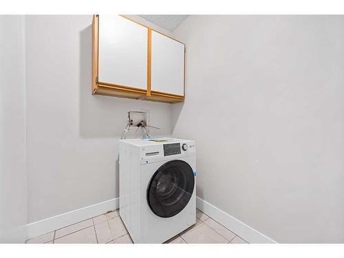 103-431 1 Avenue Ne, Calgary, AB - Indoor Photo Showing Laundry Room