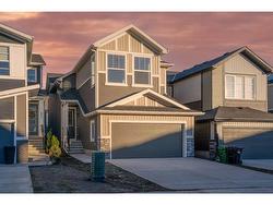 447 Crimson Ridge Place NW Calgary, AB T3L 2M4