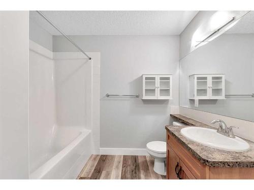 343-60 Royal Oak Plaza Nw, Calgary, AB - Indoor Photo Showing Bathroom