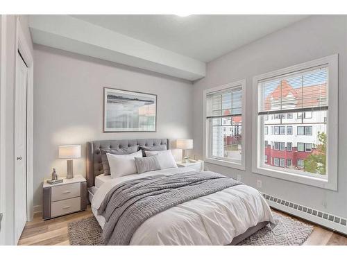 343-60 Royal Oak Plaza Nw, Calgary, AB - Indoor Photo Showing Bedroom