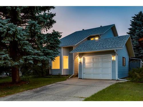 56 Woodview Court Sw, Calgary, AB - Outdoor