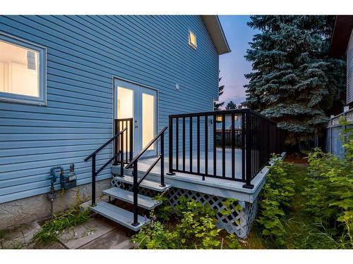 56 Woodview Court Sw, Calgary, AB - Outdoor With Exterior