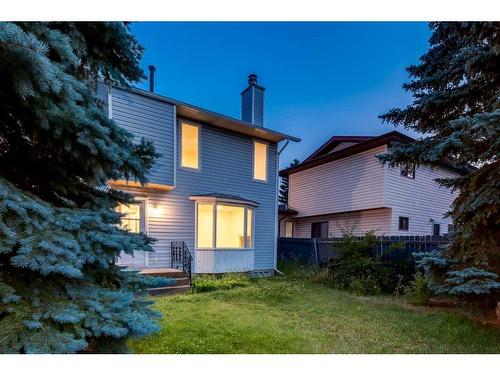 56 Woodview Court Sw, Calgary, AB - Outdoor