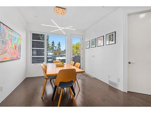 2104 28 Avenue Sw, Calgary, AB - Indoor Photo Showing Dining Room