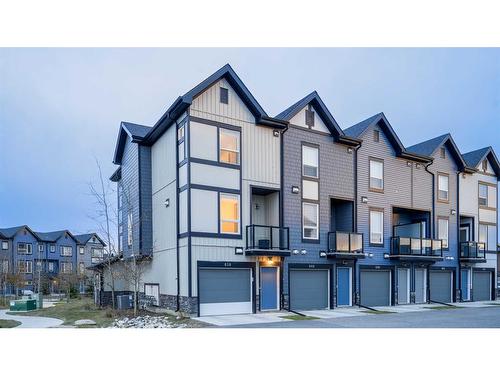 610-15 Evancrest Park Nw, Calgary, AB - Outdoor With Facade