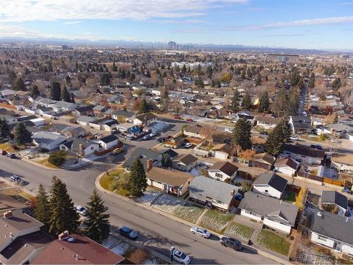 3015 48 Street Ne, Calgary, AB - Outdoor With View