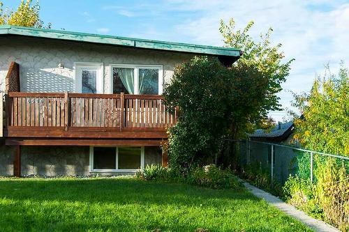 6506 34 Avenue Nw, Calgary, AB - Outdoor With Deck Patio Veranda