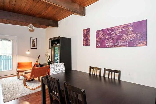 6506 34 Avenue Nw, Calgary, AB - Indoor Photo Showing Dining Room