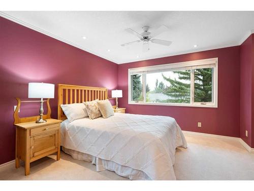 71 Edcath Road Nw, Calgary, AB - Indoor Photo Showing Bedroom