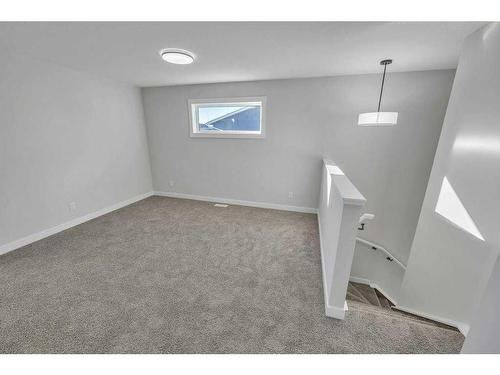 1131 Chinook Winds Circle Sw, Airdrie, AB - Indoor Photo Showing Other Room