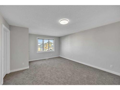 1131 Chinook Winds Circle Sw, Airdrie, AB - Indoor Photo Showing Other Room