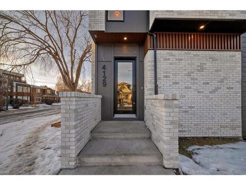 4129 19 Street Sw, Calgary, AB - Outdoor