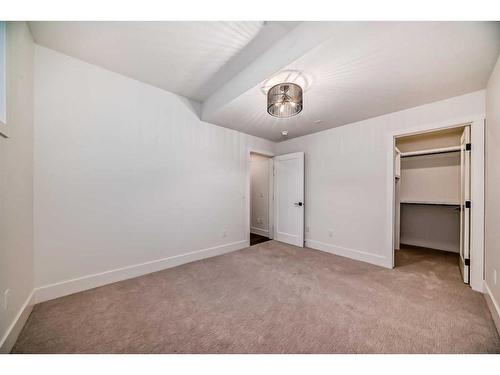 4129 19 Street Sw, Calgary, AB - Indoor Photo Showing Other Room