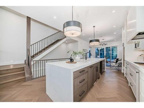 4129 19 Street Sw, Calgary, AB - Indoor Photo Showing Kitchen With Upgraded Kitchen