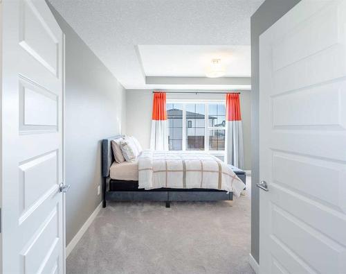 5 Homestead Close Ne, Calgary, AB - Indoor Photo Showing Bedroom