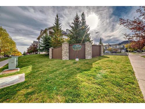 2318-2371 Eversyde Avenue Sw, Calgary, AB - Outdoor