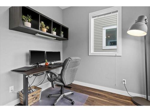 72-300 Marina Drive, Chestermere, AB - Indoor Photo Showing Office