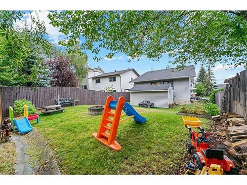 52 Hawkcliff Way Nw, Calgary, AB - Outdoor