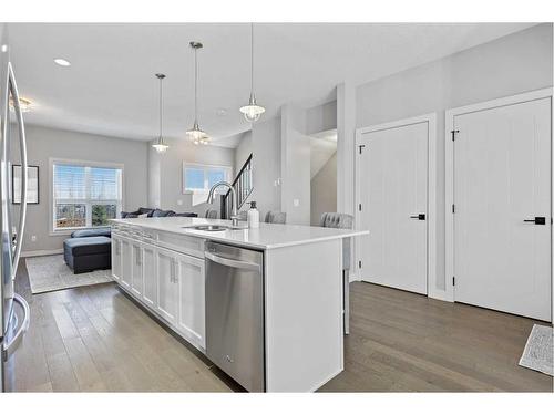 104 Silverado Plains Park Sw, Calgary, AB - Indoor Photo Showing Kitchen