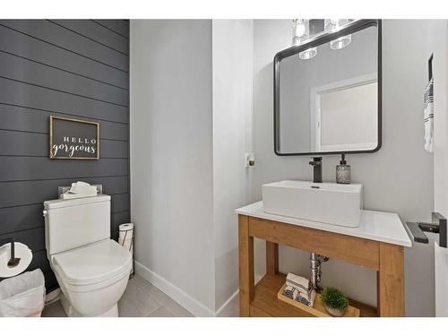 104 Silverado Plains Park Sw, Calgary, AB - Indoor Photo Showing Bathroom