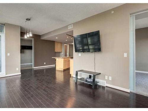 2205-215 13 Avenue Sw, Calgary, AB - Indoor