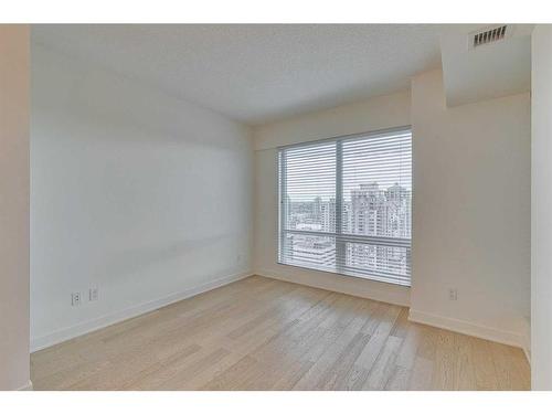 2102-930 6 Avenue Sw, Calgary, AB - Indoor Photo Showing Other Room