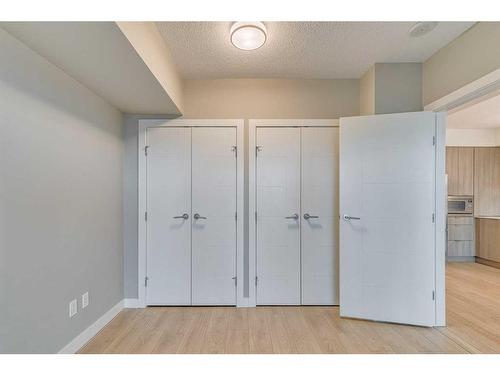 2102-930 6 Avenue Sw, Calgary, AB - Indoor Photo Showing Other Room