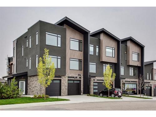 259 Royal Elm Road Nw, Calgary, AB - Outdoor With Facade