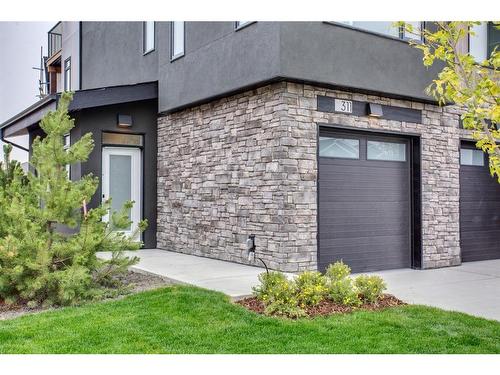 259 Royal Elm Road Nw, Calgary, AB - Outdoor