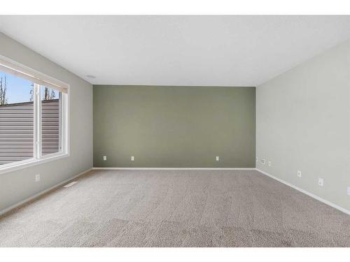 249 Evansmeade Point Nw, Calgary, AB - Indoor Photo Showing Other Room