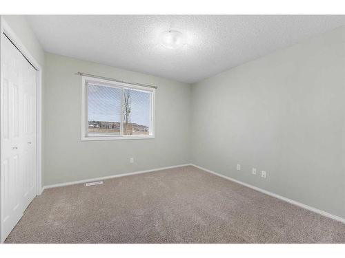 249 Evansmeade Point Nw, Calgary, AB - Indoor Photo Showing Other Room