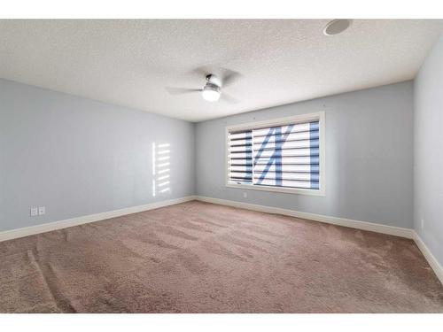 133 Saddlelake Grove Ne, Calgary, AB - Indoor Photo Showing Bathroom