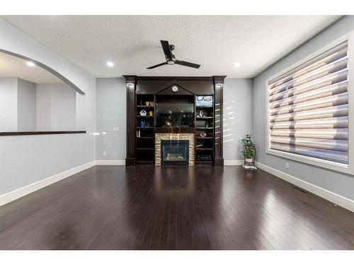 133 Saddlelake Grove Ne, Calgary, AB - Indoor Photo Showing Kitchen With Double Sink