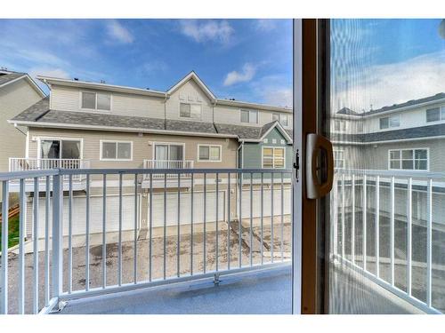 155 Mckenzie Towne Gate Se, Calgary, AB - Outdoor