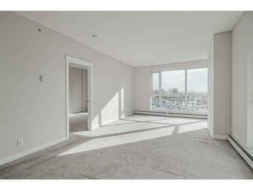 704-325 3 Street Se, Calgary, AB - Indoor Photo Showing Other Room