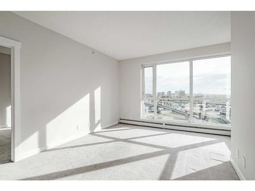 704-325 3 Street Se, Calgary, AB - Indoor Photo Showing Other Room