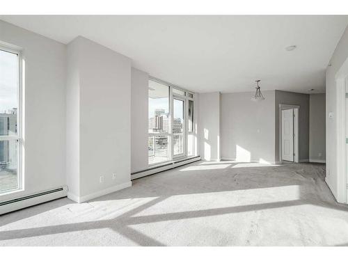 704-325 3 Street Se, Calgary, AB - Indoor Photo Showing Other Room