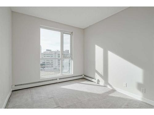 704-325 3 Street Se, Calgary, AB - Indoor Photo Showing Other Room