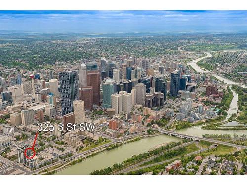 704-325 3 Street Se, Calgary, AB - Outdoor With View