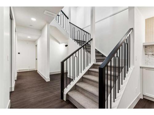 333 Bessborough Drive Sw, Calgary, AB - Indoor Photo Showing Other Room