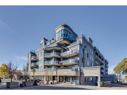 502-4 14 Street Nw, Calgary, AB - Outdoor