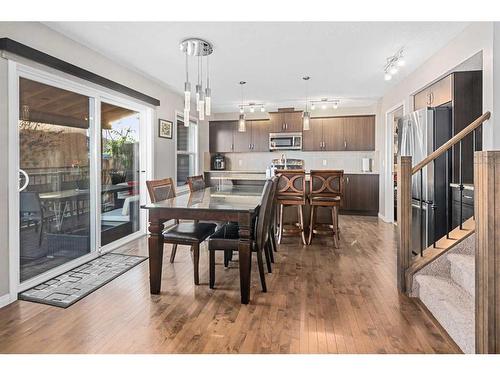 2352 Baywater Crescent Sw, Airdrie, AB - Indoor Photo Showing Dining Room